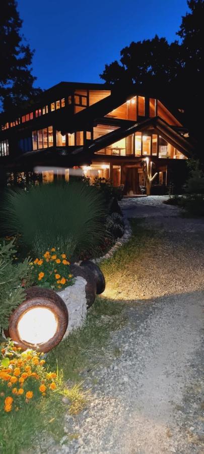 Guest House Mala Prica Zivinice Eksteriør billede
